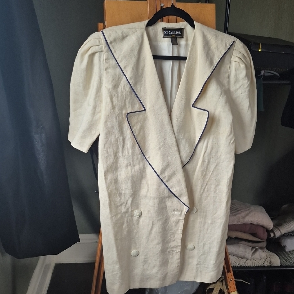 Gillia Women's Ivory Double-Breasted Blazer with Navy Trim